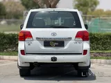 Toyota Land Cruiser VXR 2014